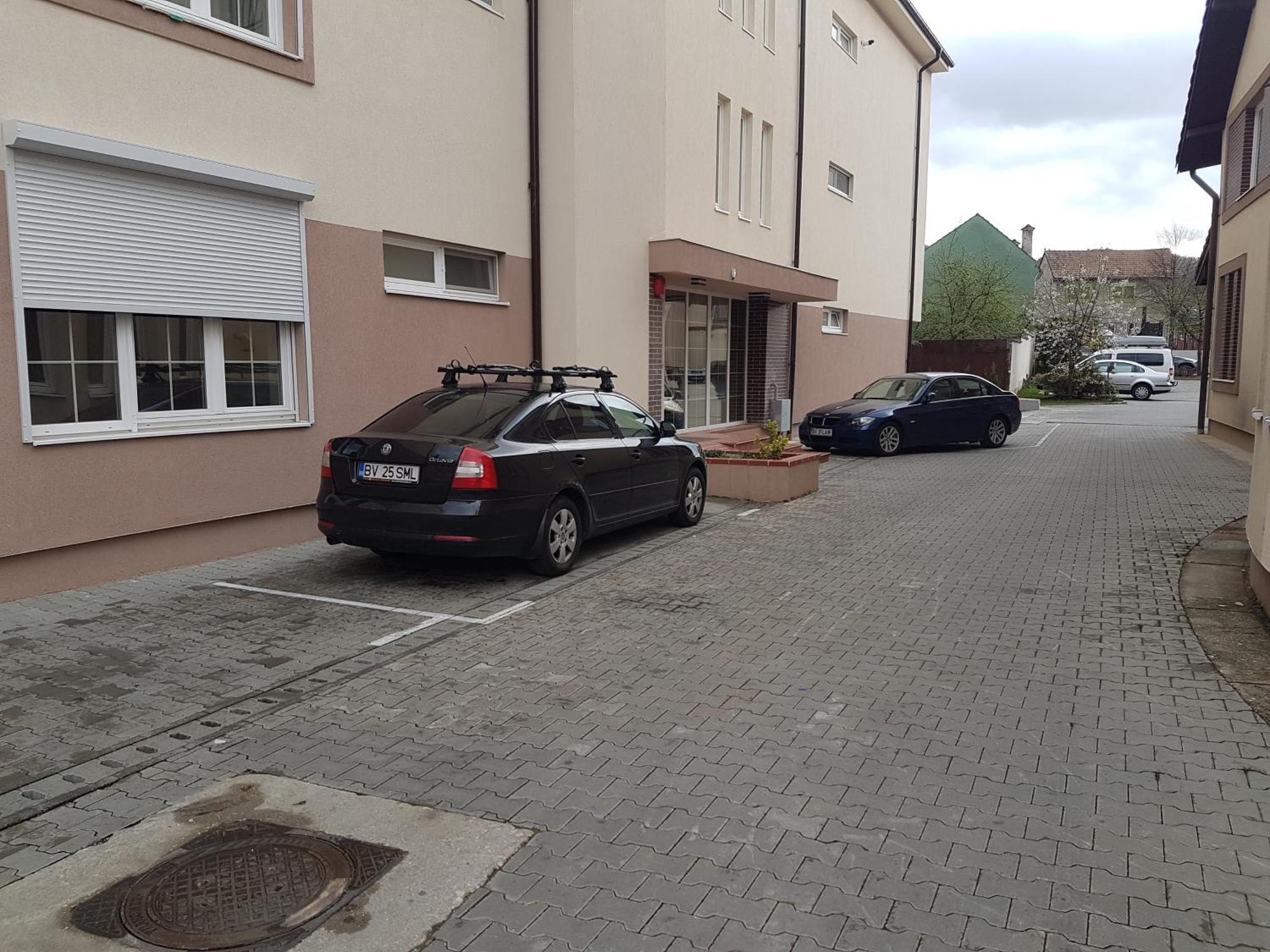 בראשוב Schiller Apartment 57 - Free Private Parking מראה חיצוני תמונה