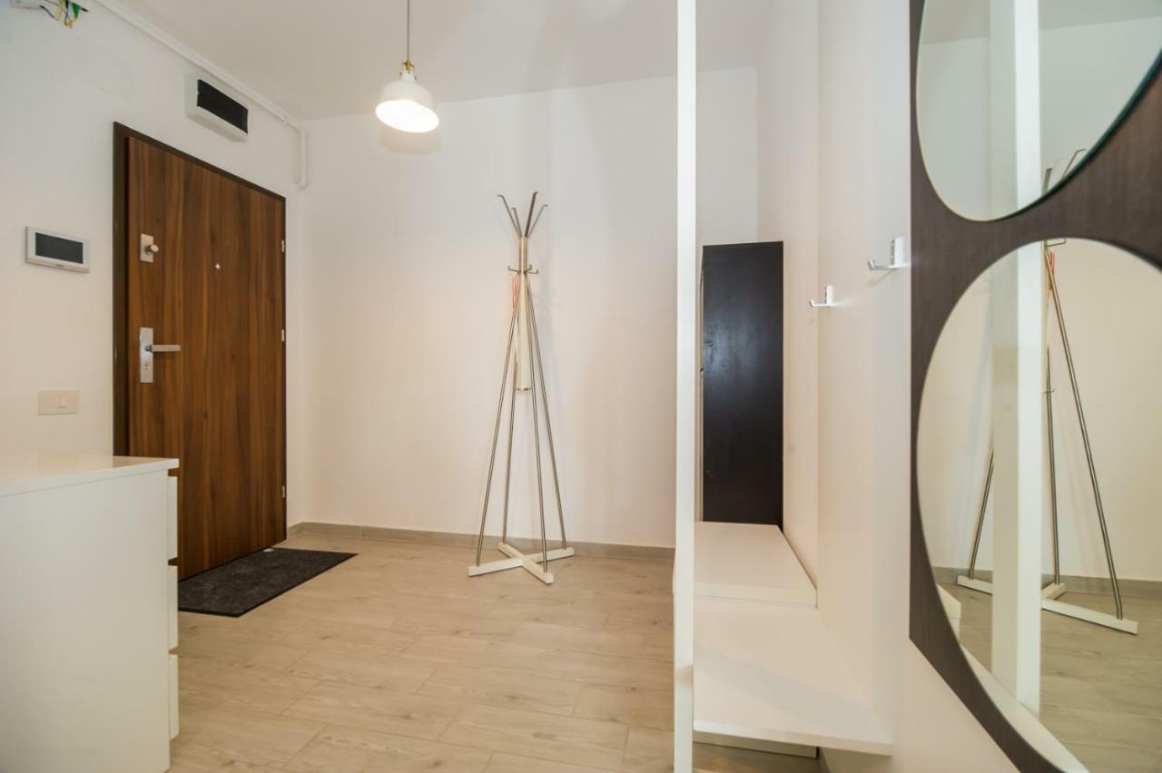 בראשוב Schiller Apartment 57 - Free Private Parking מראה חיצוני תמונה