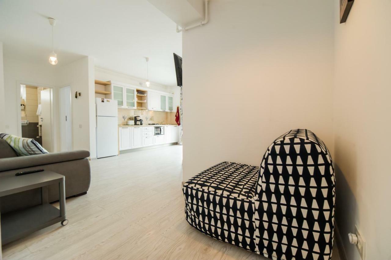 בראשוב Schiller Apartment 57 - Free Private Parking מראה חיצוני תמונה